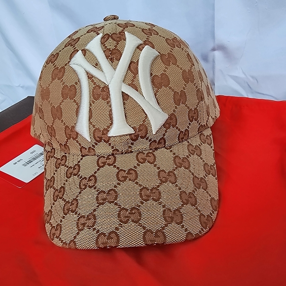 Gucci Beige and Brown Patterned Hat - Picture 1 of 3